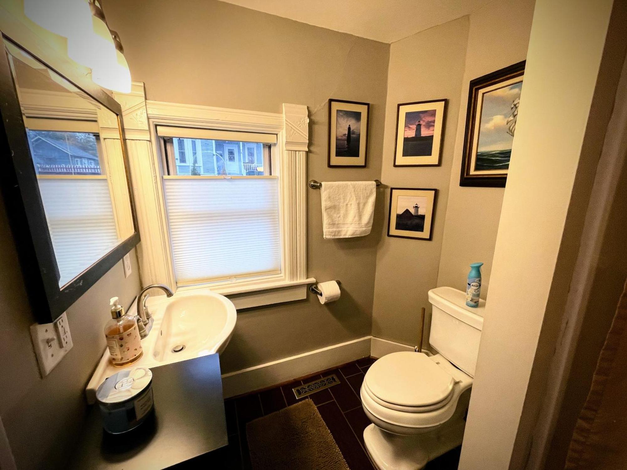 Charming Restored 1891 House Fort Atkinson Extérieur photo
